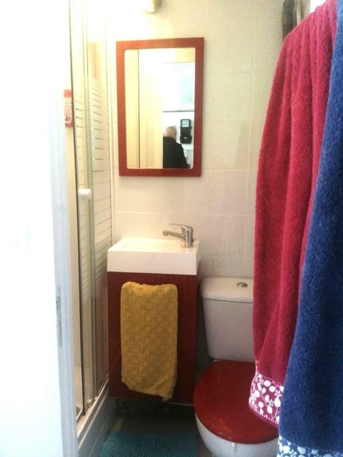 Appartement Maisonnette Sur Cour Parijs